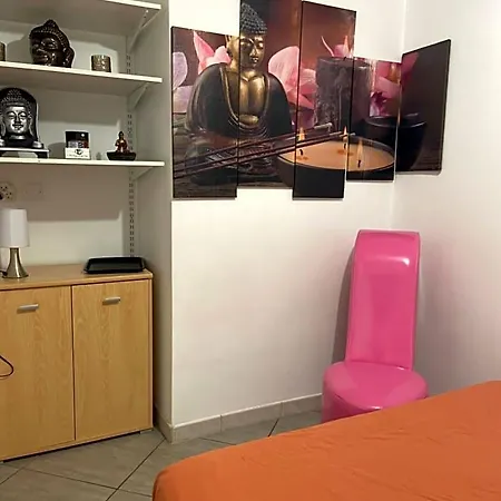 Dependance Cosy Climatisee Jacuzzi Diner Aux Chandelles Bed & Breakfast Vauvert