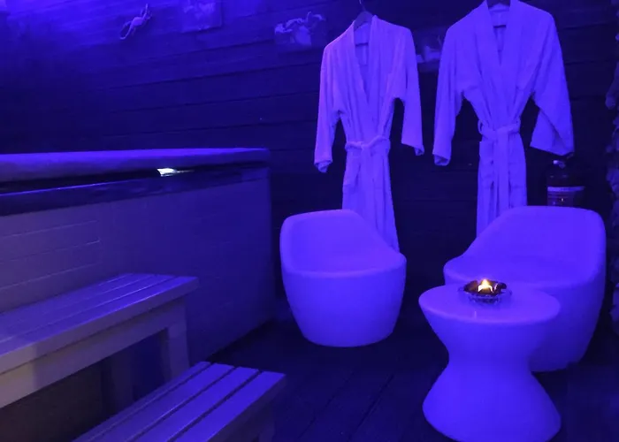 Bed & Breakfast Dependance Cosy Climatisee Jacuzzi Diner Aux Chandelles 3*